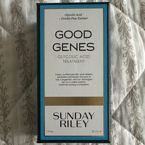 Sunday Riley Good Genes Glycolic Acid Treatment - Blue and Gold